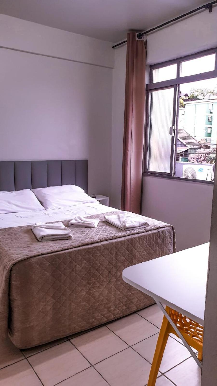 Hotel Ermitage 산타나 두 리브라멘토 외부 사진